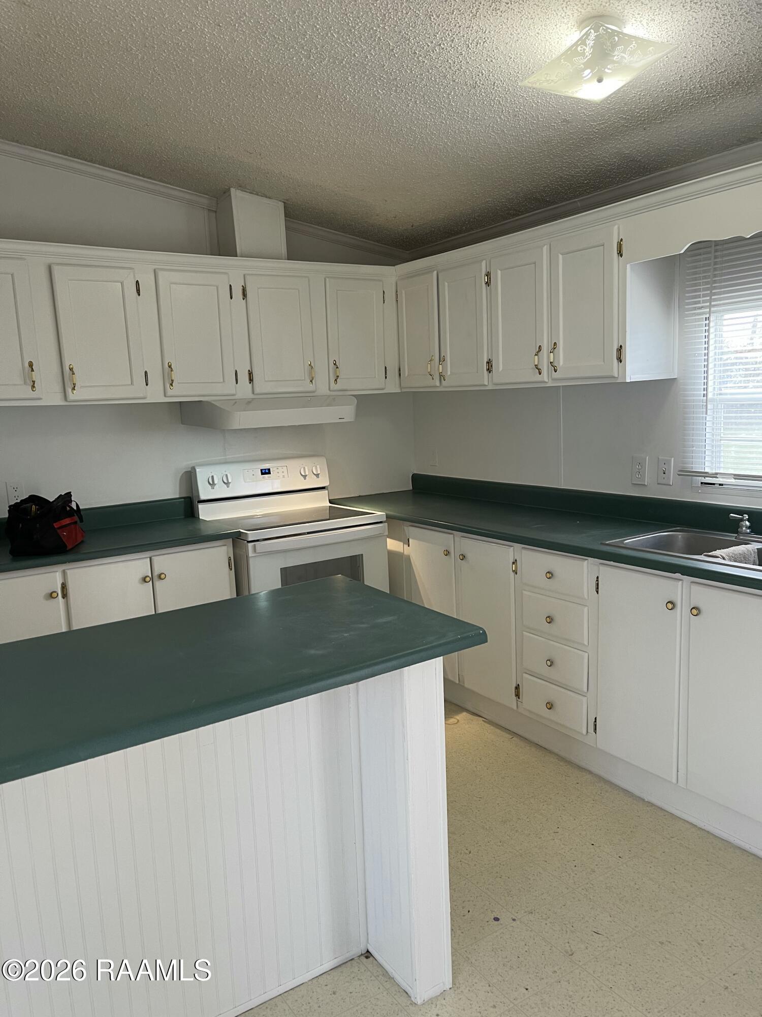 114 Rendezvous Road, Unit B Scott, LA 70583 - Photo 6 of 9 IMG_8996