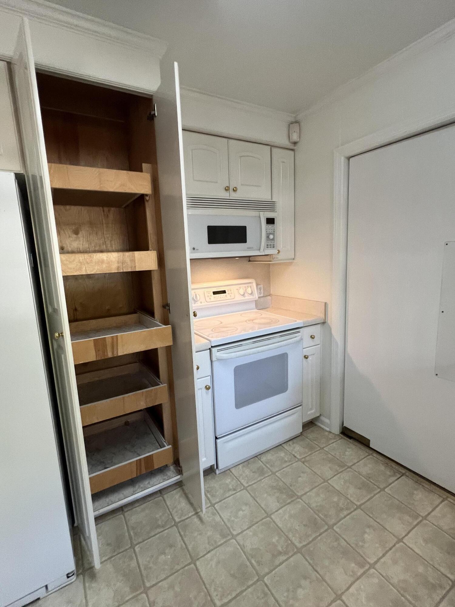 204 Gervais Street Walterboro, SC 29488 - Photo 23 of 54 IMG_0469