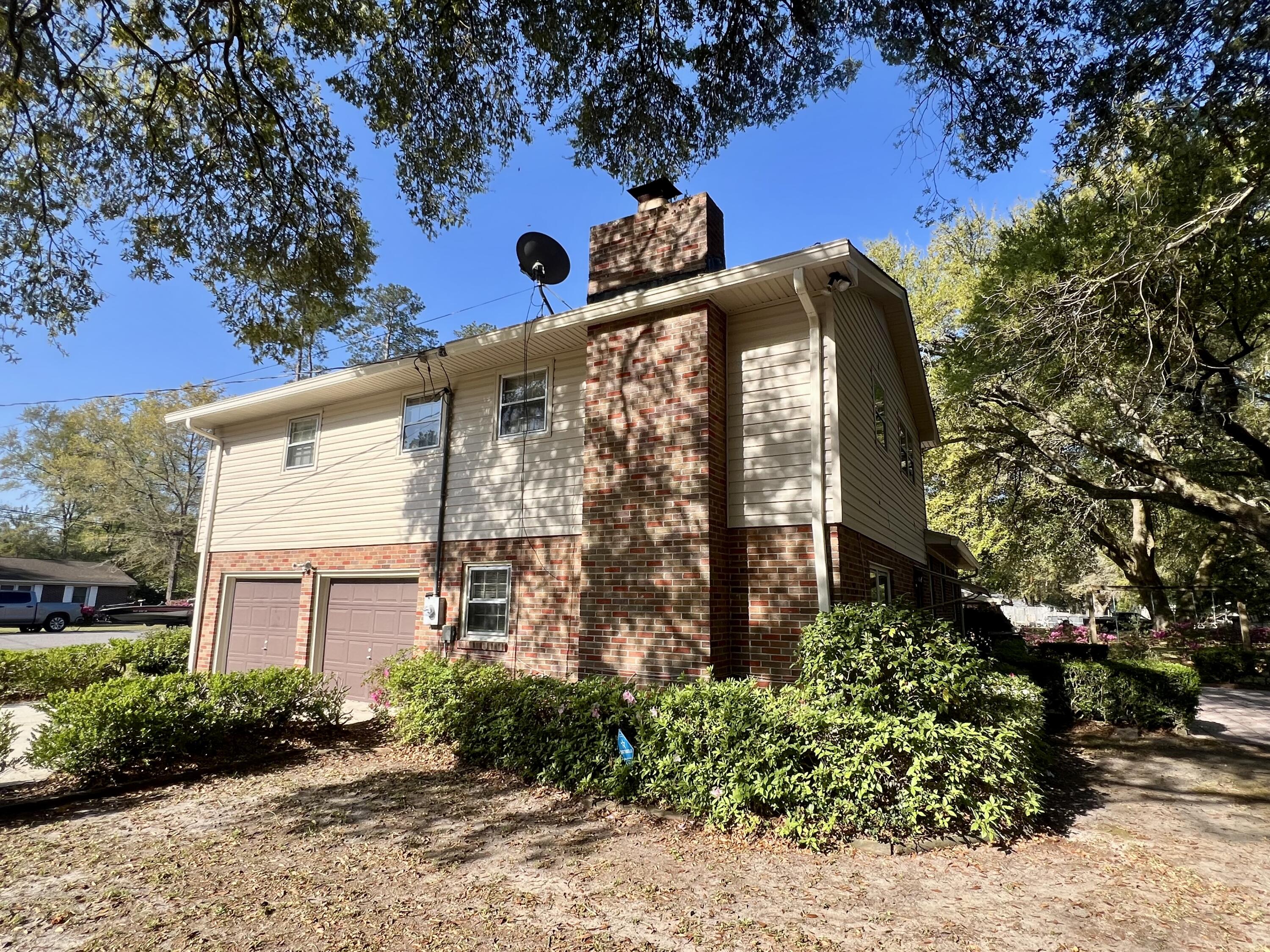 204 Gervais Street Walterboro, SC 29488 - Photo 7 of 54 IMG_0449