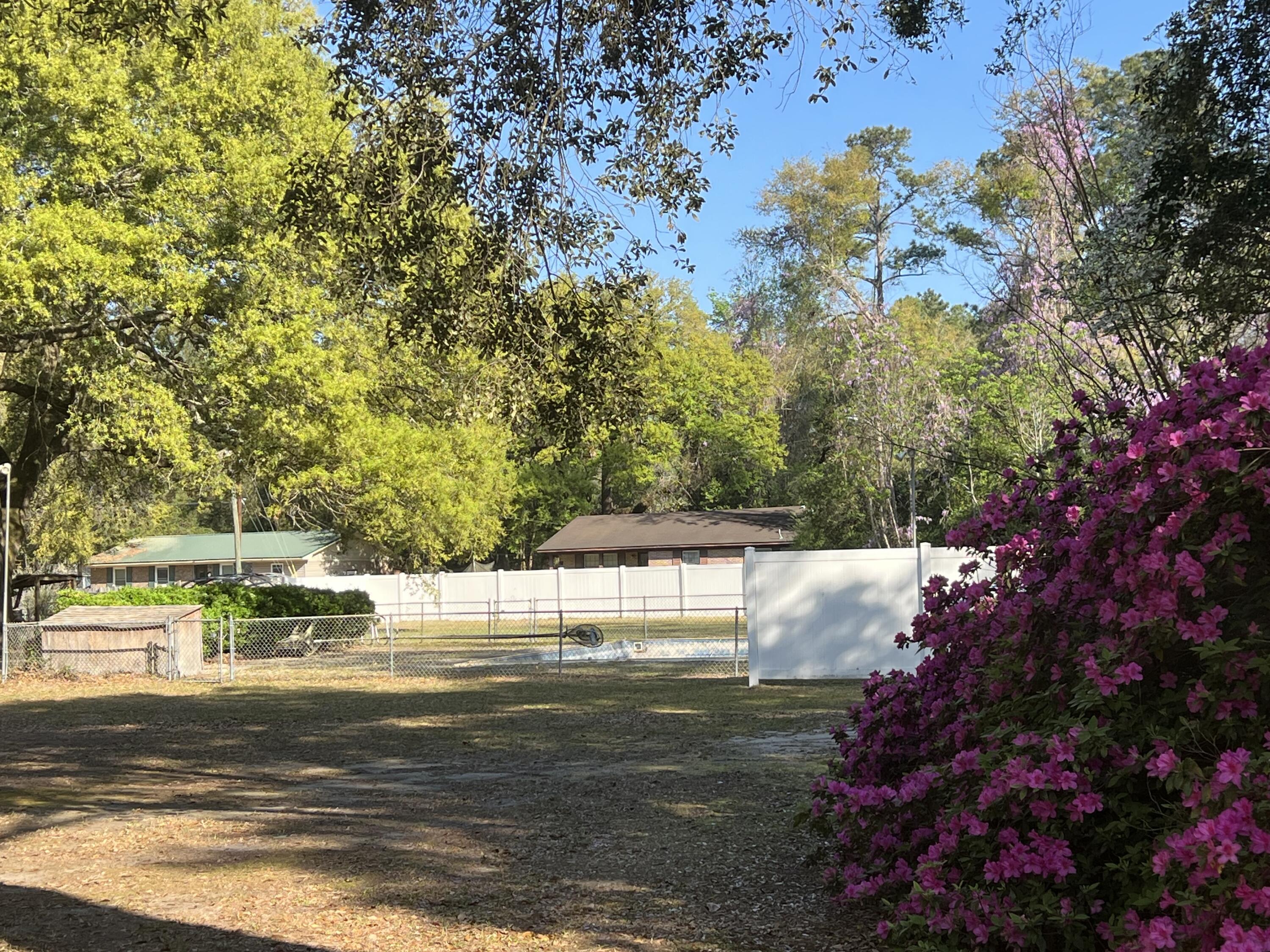 204 Gervais Street Walterboro, SC 29488 - Photo 9 of 54 IMG_0453