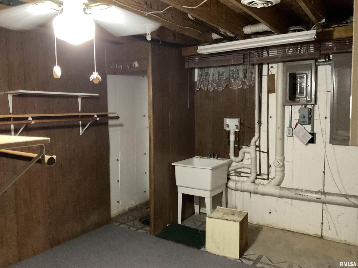 12 Hickory Road Nashville, IL 62263 - Photo 54 of 57