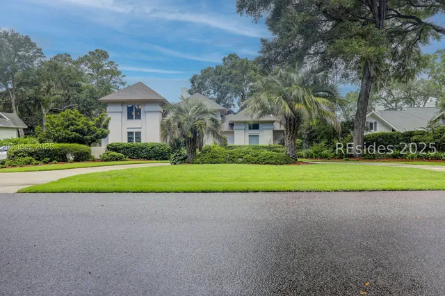 $1,545,000 | 139 Victoria Drive, Hilton Head Island, SC 29926