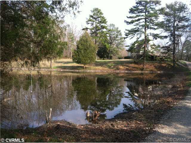 2351 Camelback Road Maidens, VA 23102 - Photo 2 of 12 View - Pond View