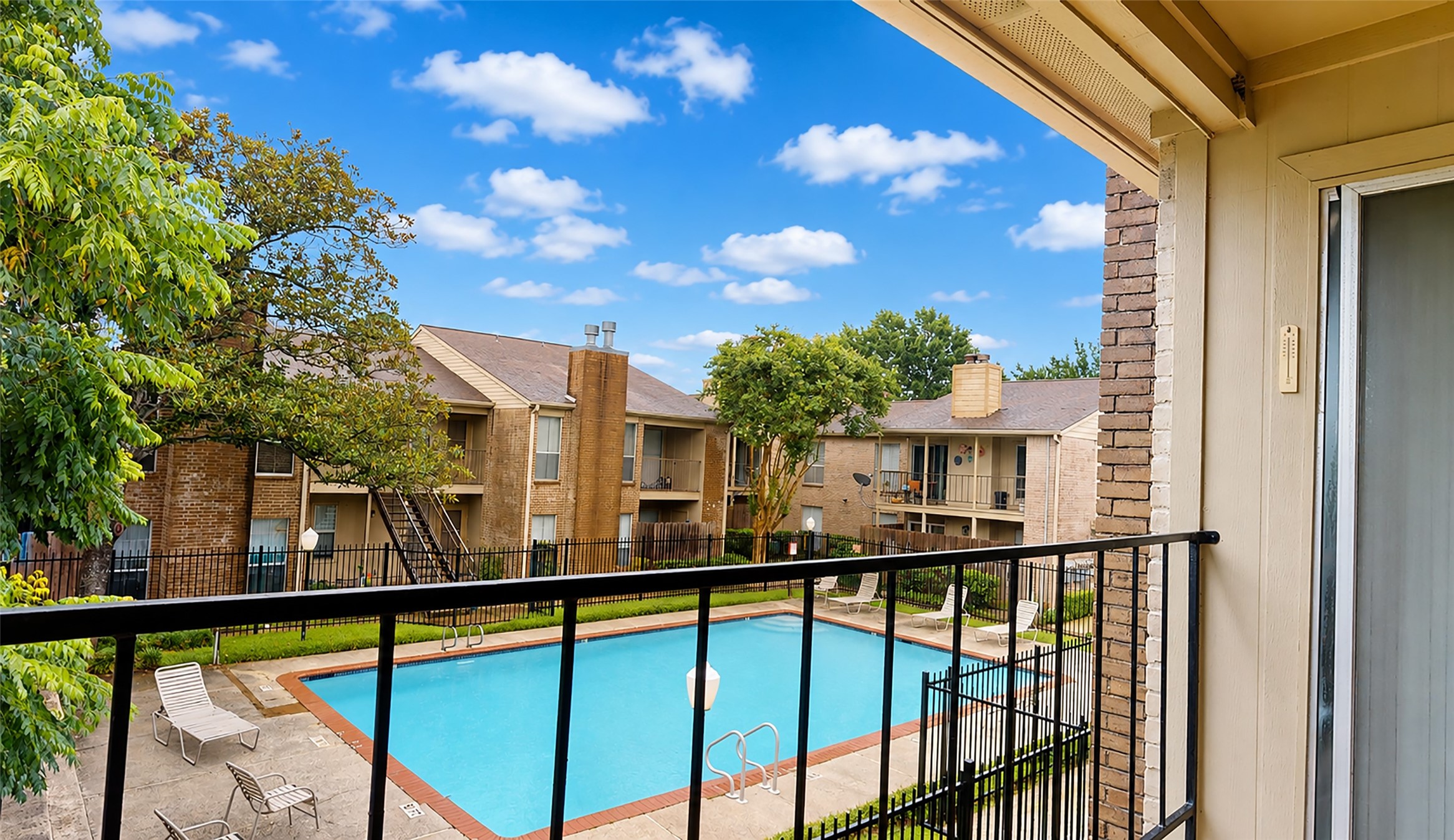 700 Thicket Lane, Unit 106 Houston, TX 77079 - Photo 1 of 15