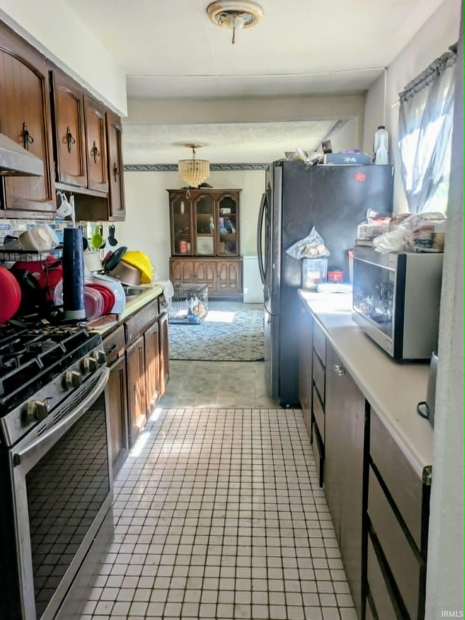 216 Floyd Street Elkhart, IN 46514 - Photo 3 of 10