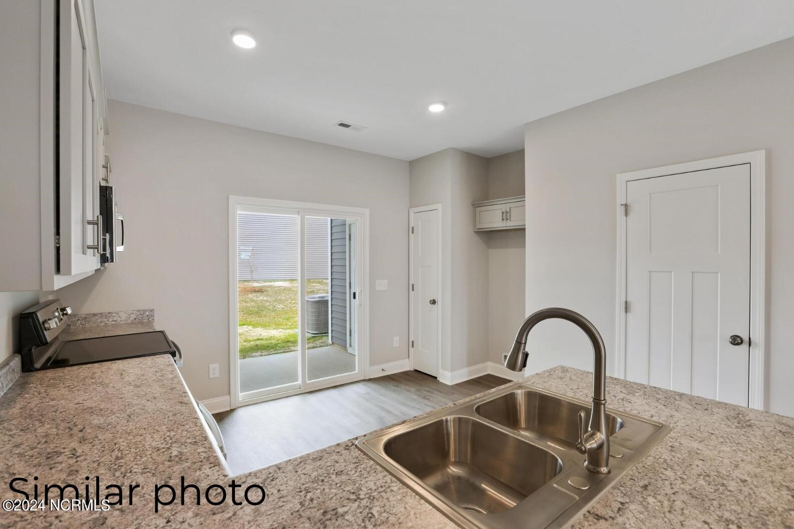 201 Loren Road Hubert, NC 28539 - Photo 7 of 20 Similar Photo