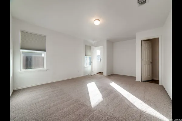 $1,595 | 2426 Rainbow Basin, Converse, TX 78109