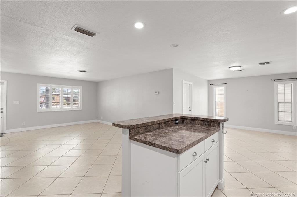 1459 Southwest Seahawk Way Palm City, FL 34990 - Photo 9 of 38