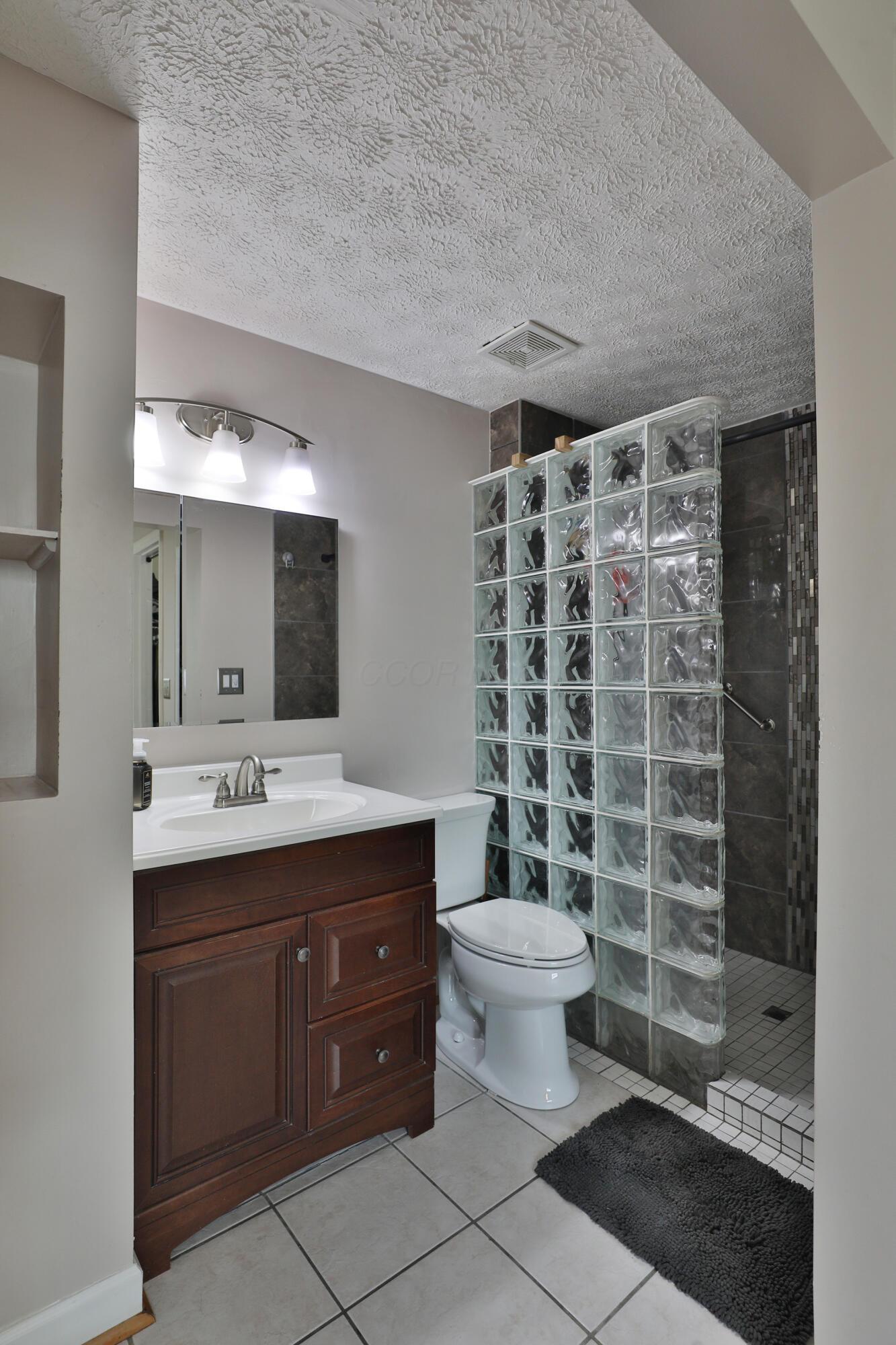 677 Fallside Lane Westerville, OH 43081 - Photo 27 of 35 677-Fallside-39