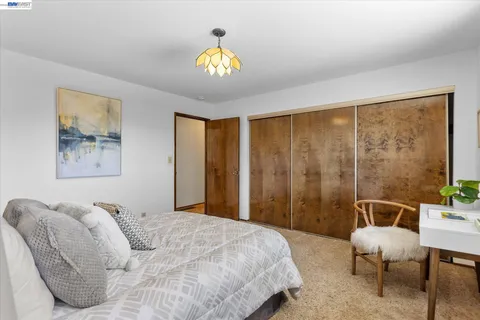 $1,195,000 | 156 Mecartney Road, Alameda, CA 94502