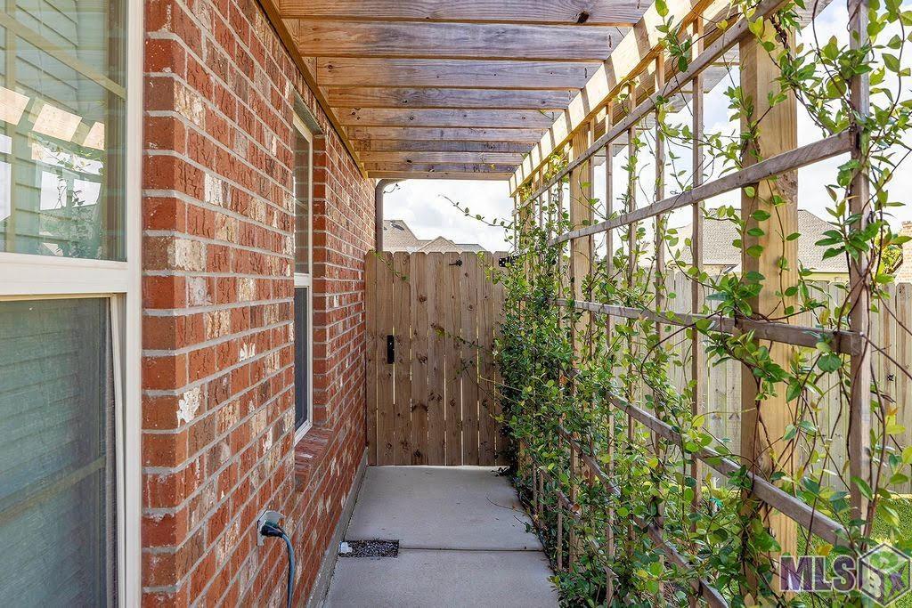 267 James Edison Drive Gray, LA 70359 - Photo 3 of 22