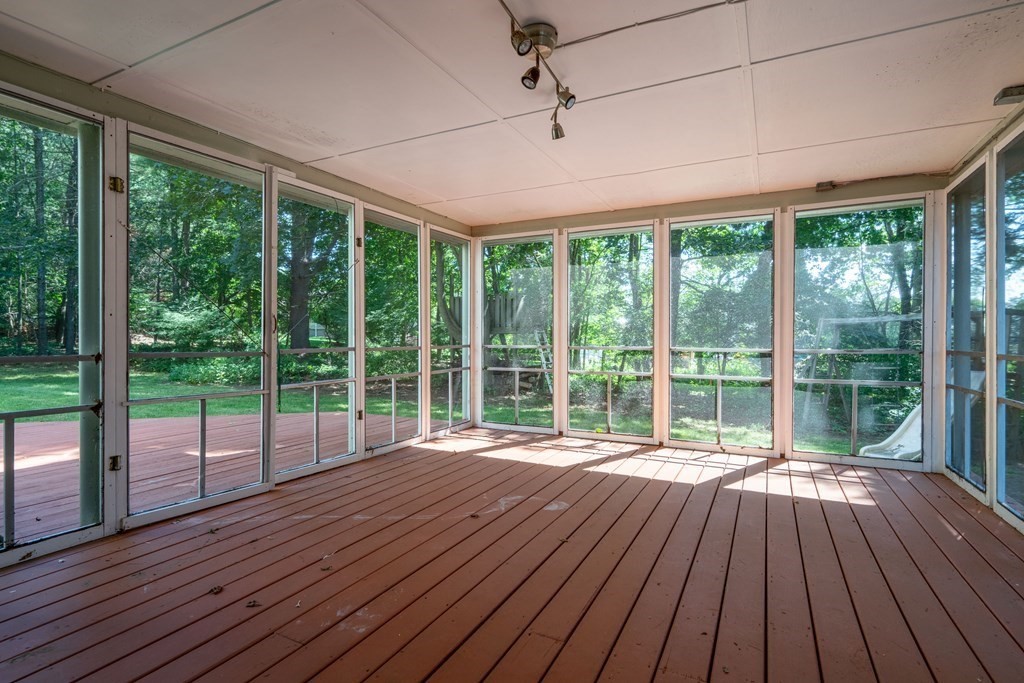 37 Tyler Road Lexington, MA 02420 - Photo 27 of 29