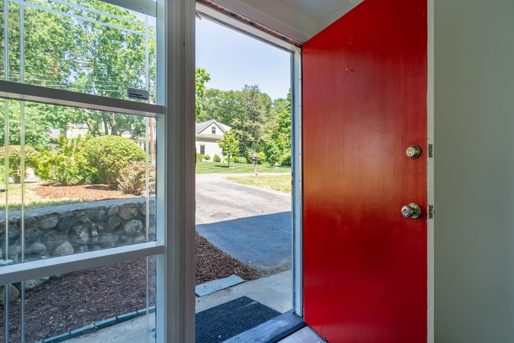 37 Tyler Road Lexington, MA 02420 - Photo 3 of 29
