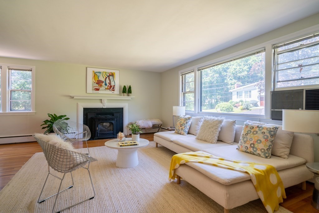 37 Tyler Road Lexington, MA 02420 - Photo 5 of 29