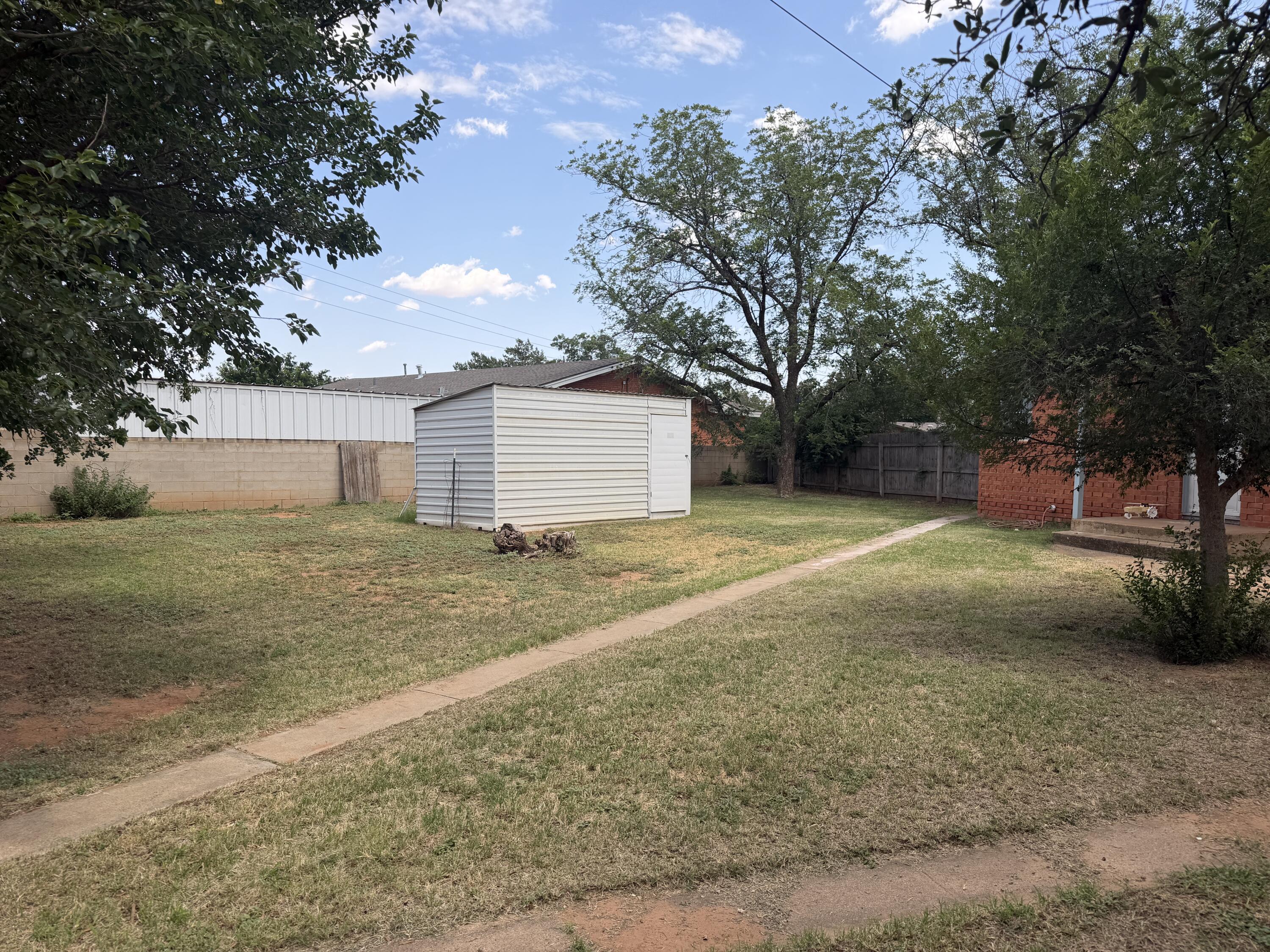 308 North 20th Street Lamesa, TX 79331 - Photo 37 of 42 IMG_6140