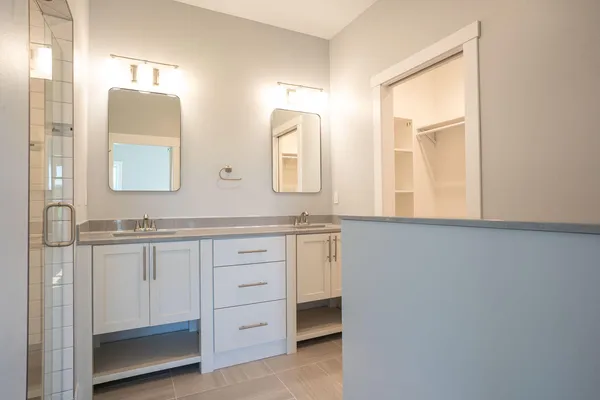 $549,900 | 277 Southern Drive, Holmen, WI 54636