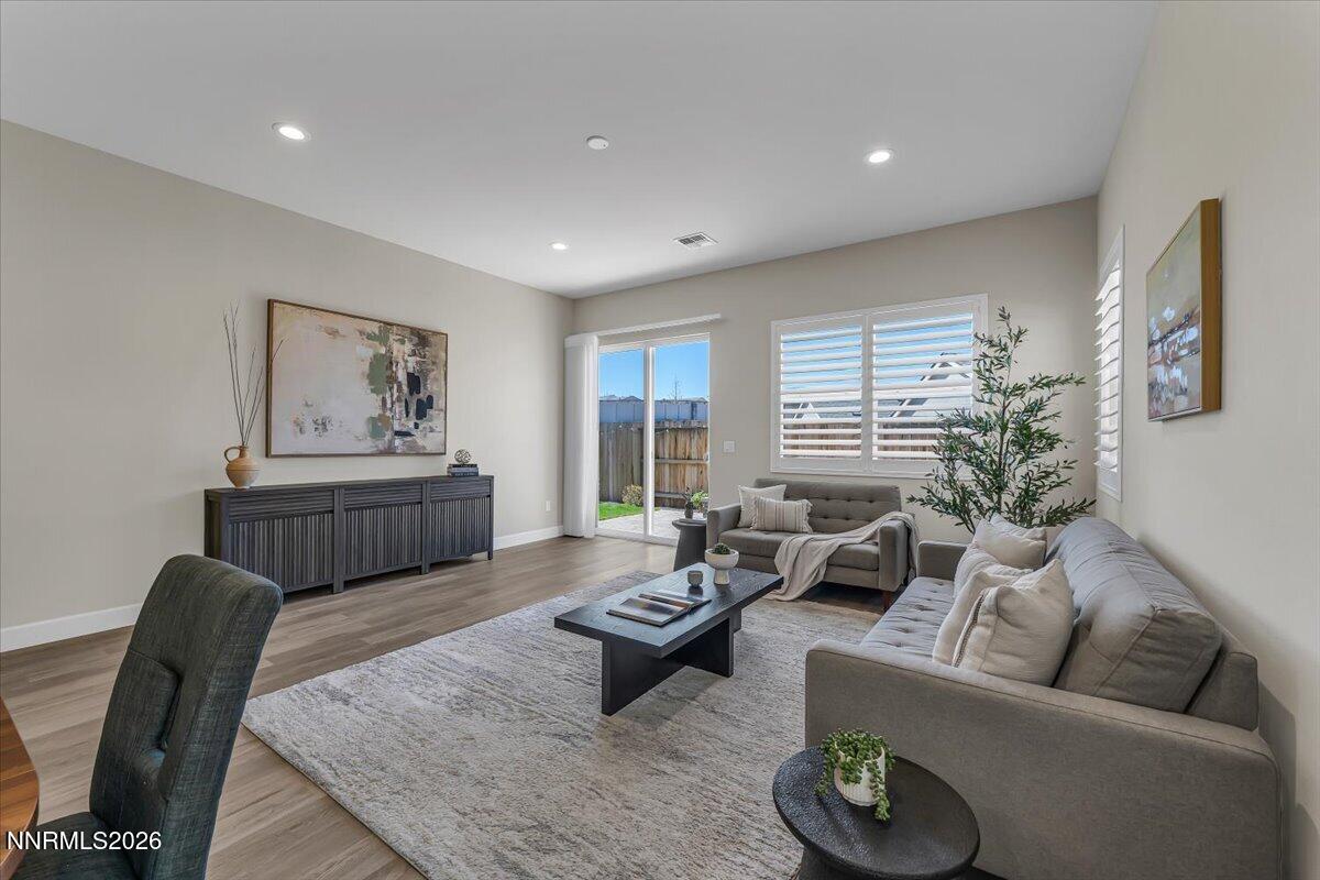 12921 Sapphire Point Drive Reno, NV 89521 - Photo 10 of 36 10-12921 Sapphire Point Dr Reno NV 89521