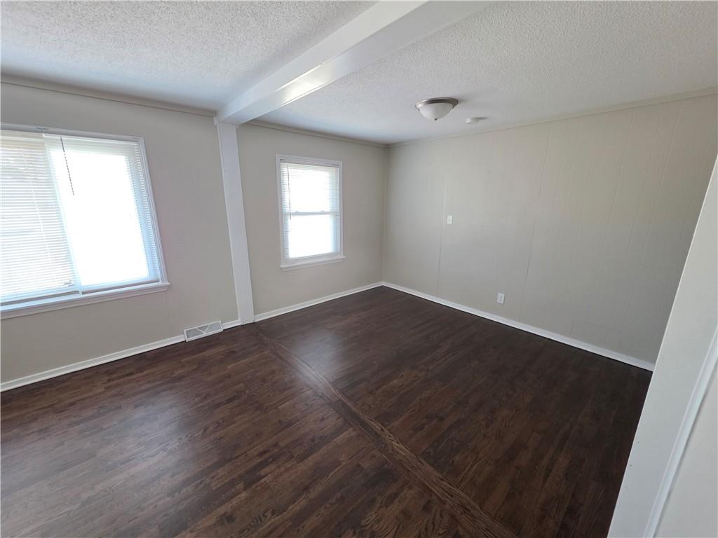 211 South Franklin Street Raymore, MO 64083 - Photo 2 of 16