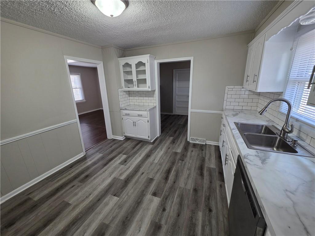 211 South Franklin Street Raymore, MO 64083 - Photo 6 of 16