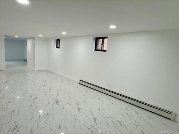 $1,498,000 | 50-12 194th Street | Auburndale