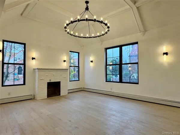$1,498,000 | 50-12 194th Street | Auburndale