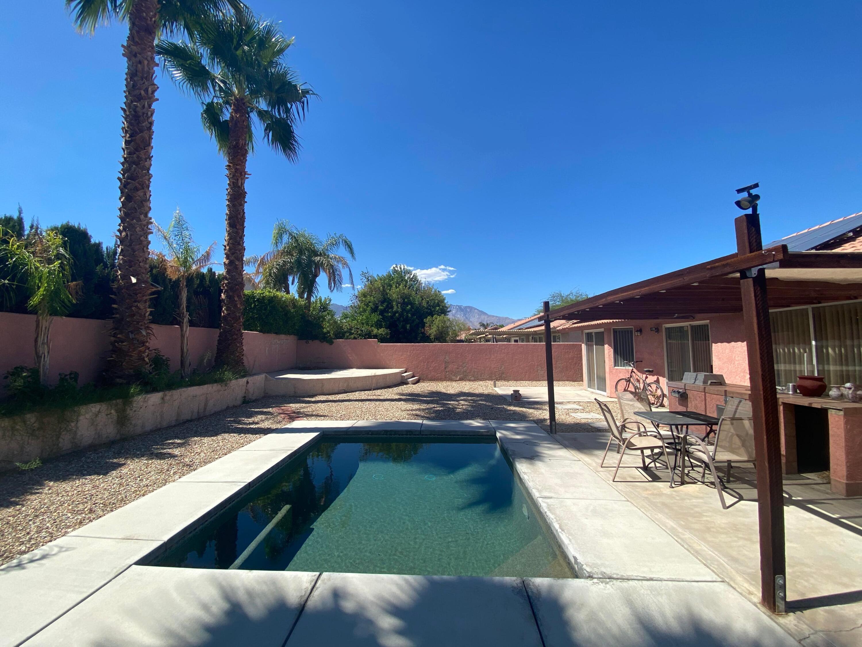 69707 Stonewood Court, Cathedral City, CA 92234 Compass