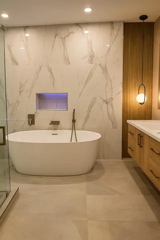 $3,750,000 | 1201 Diplomat Parkway, Hollywood, FL 33019