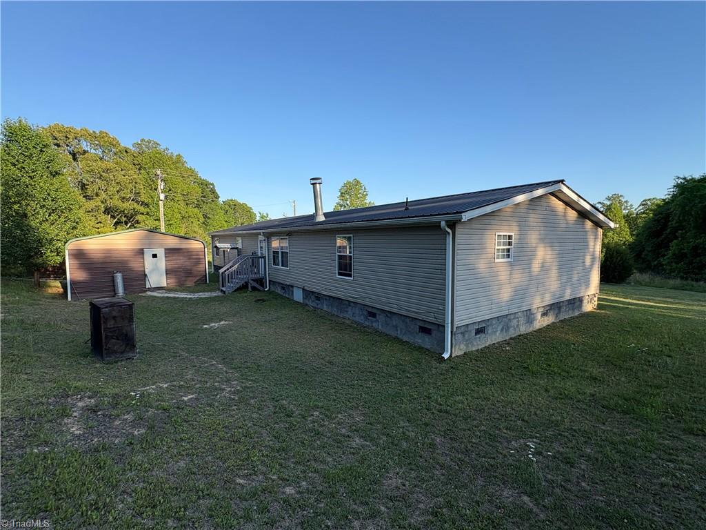 1620 Rogers Road Mount Airy, NC 27030 - Photo 5 of 27
