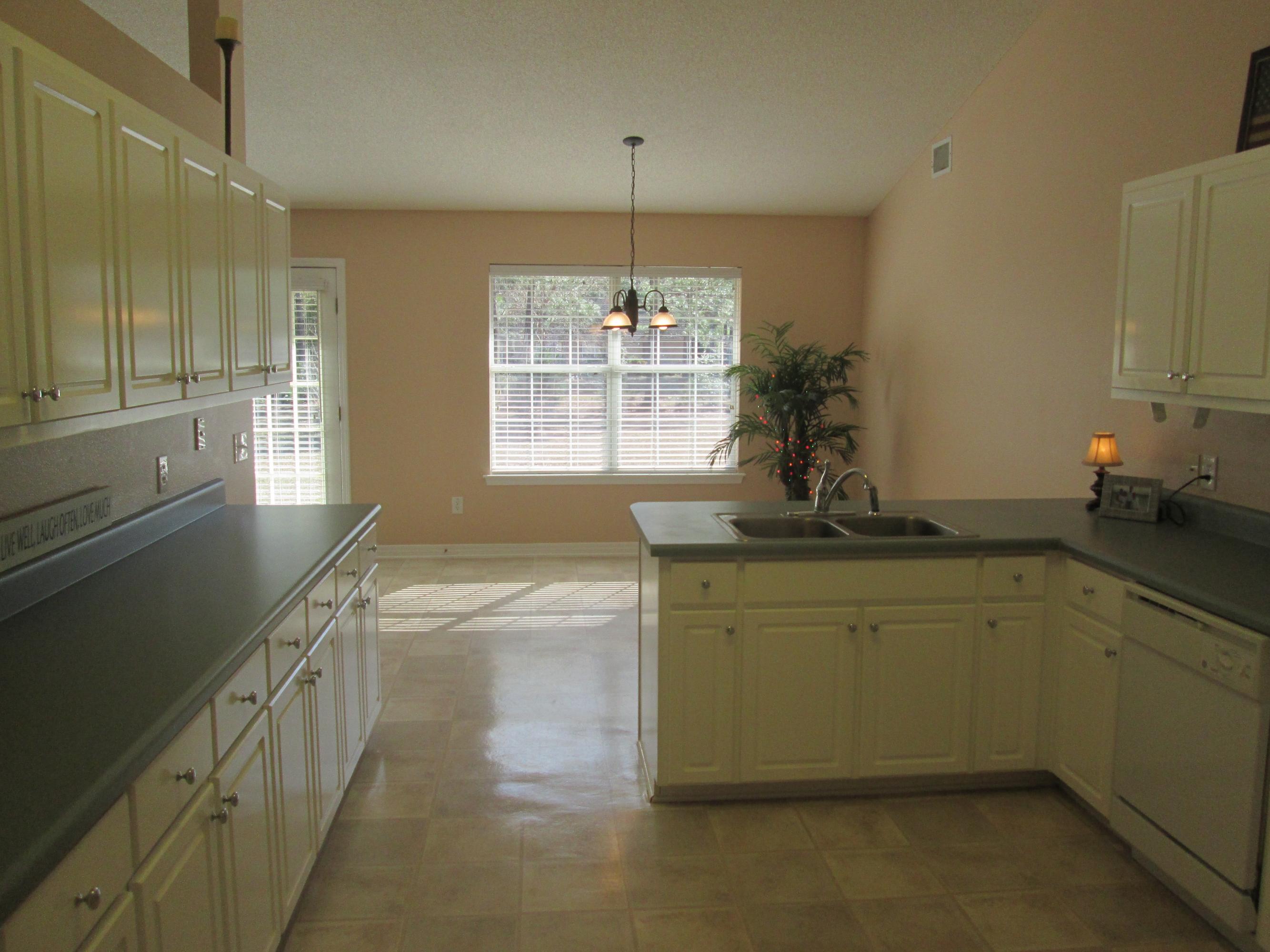 7225 Siesta Street Navarre, FL 32566 - Photo 11 of 69