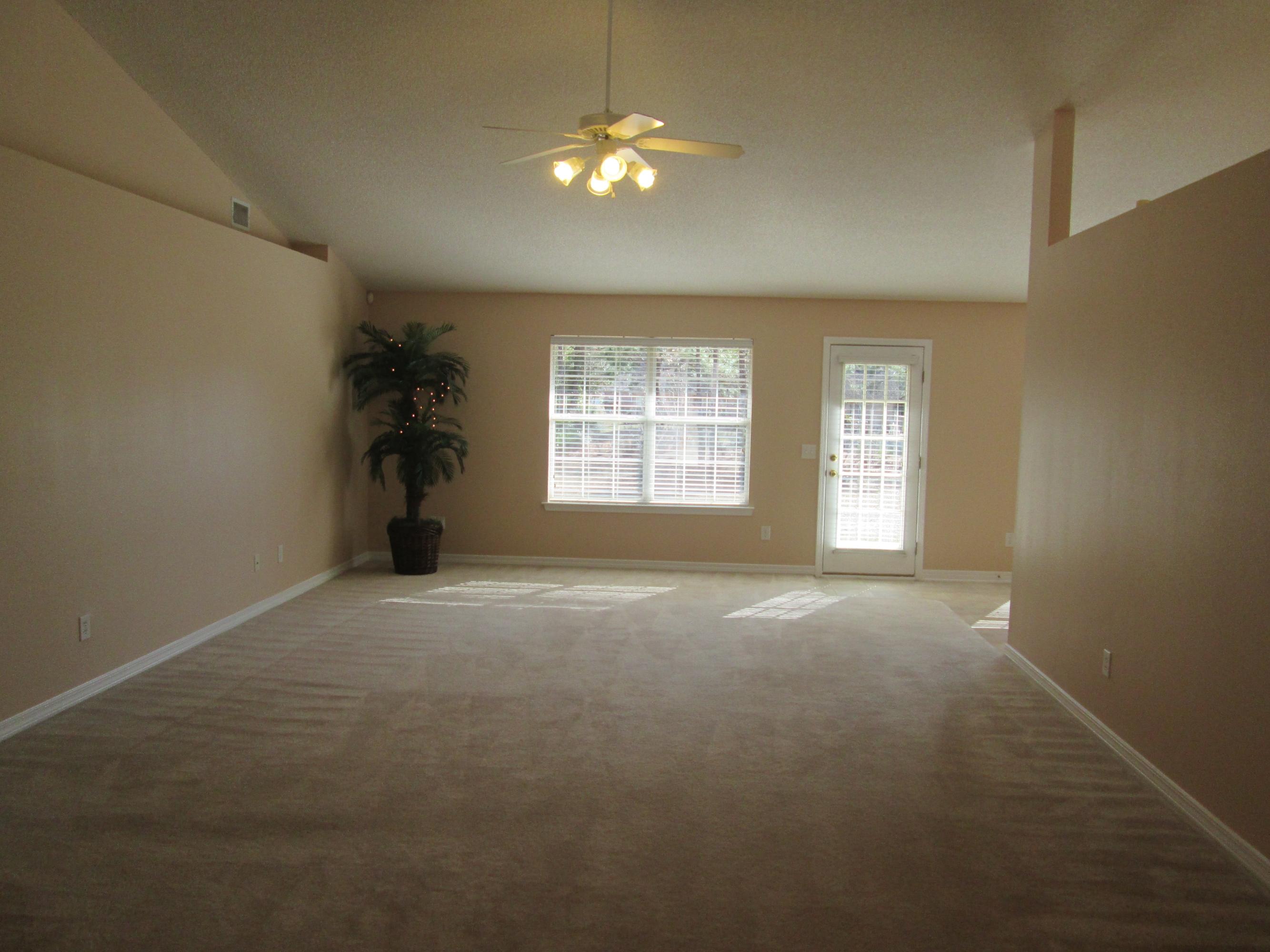 7225 Siesta Street Navarre, FL 32566 - Photo 5 of 69