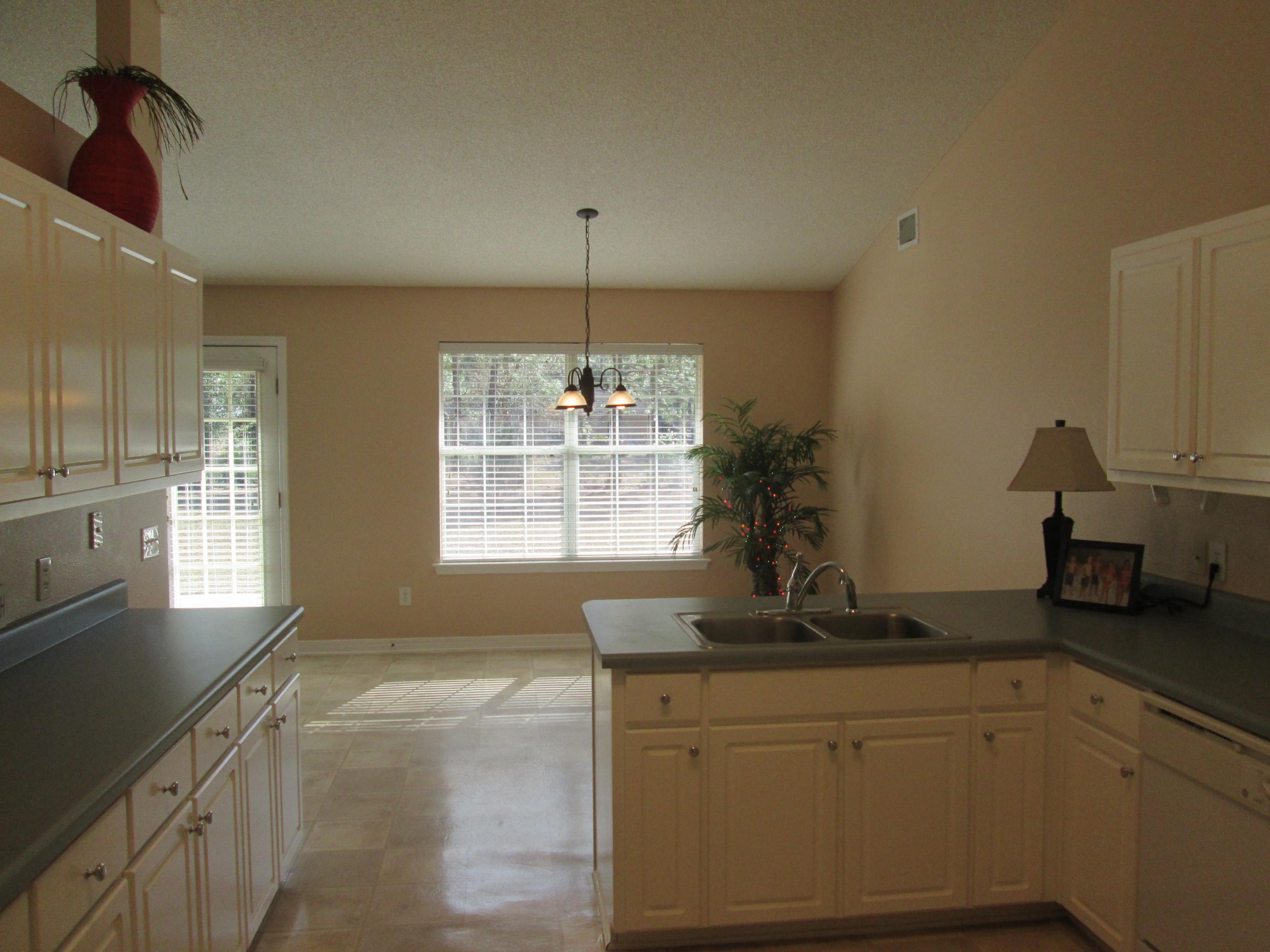 7225 Siesta Street Navarre, FL 32566 - Photo 9 of 69