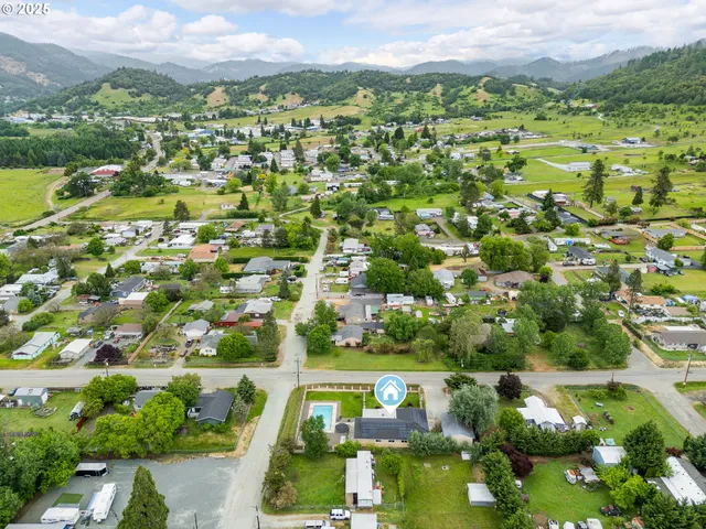 $467,000 | 190 Walnut Street, Myrtle Creek, OR 97457