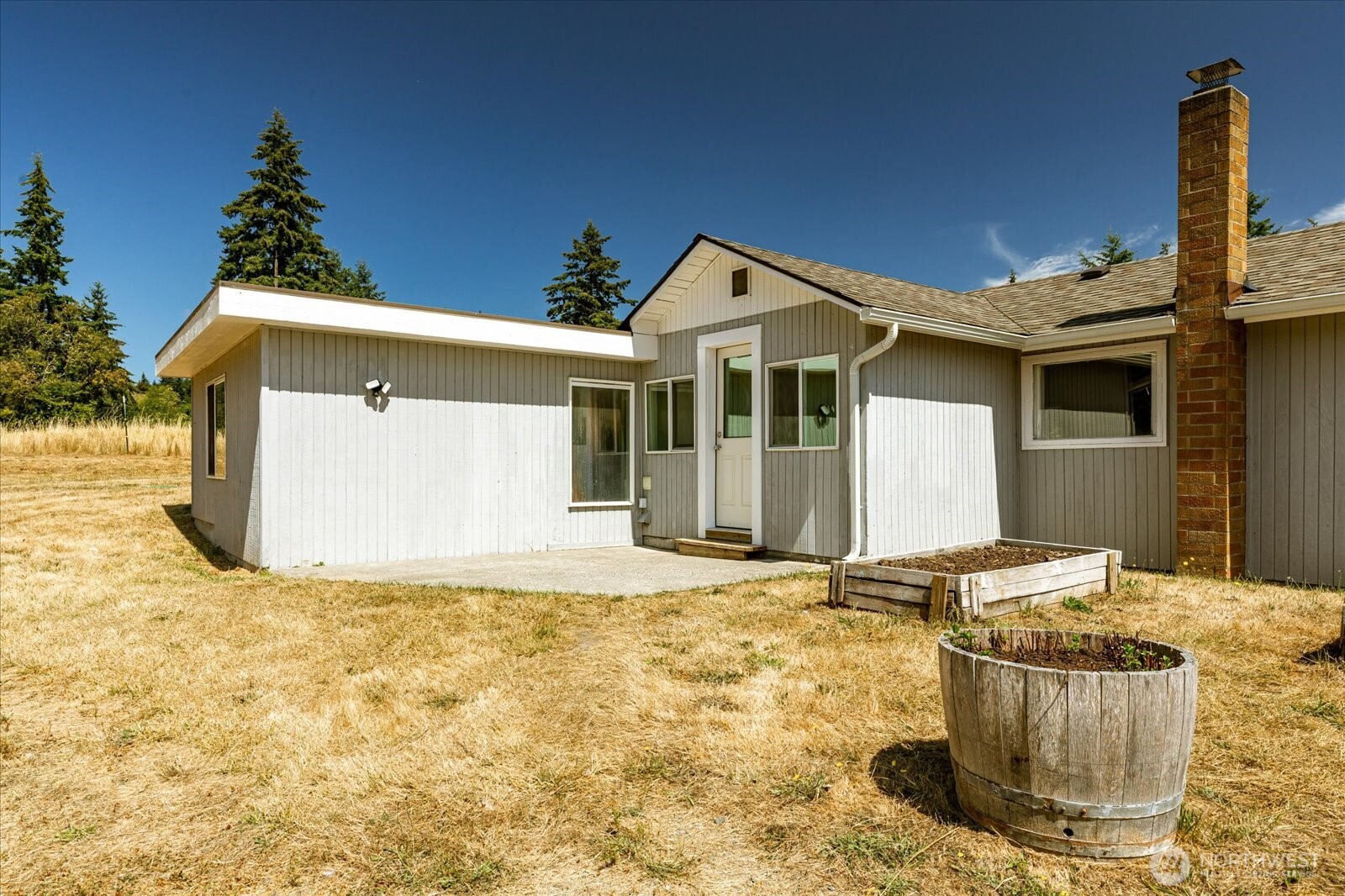 7380 Jewett Road Clinton, WA 98236 - Photo 5 of 34 Gallery Image 5