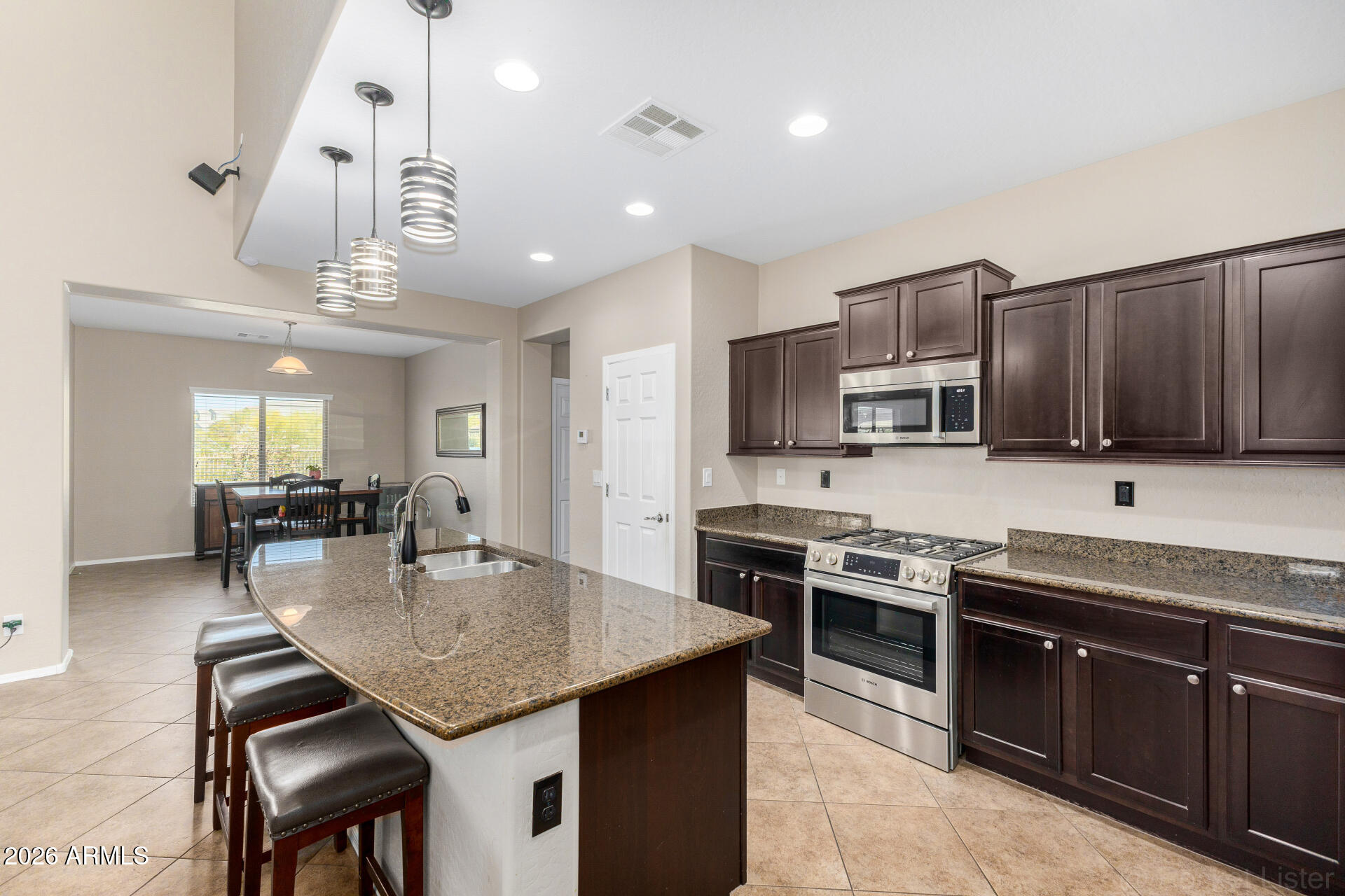 1904 West Black Hill Road Phoenix, AZ 85085 - Photo 11 of 55 15 - Black Hill