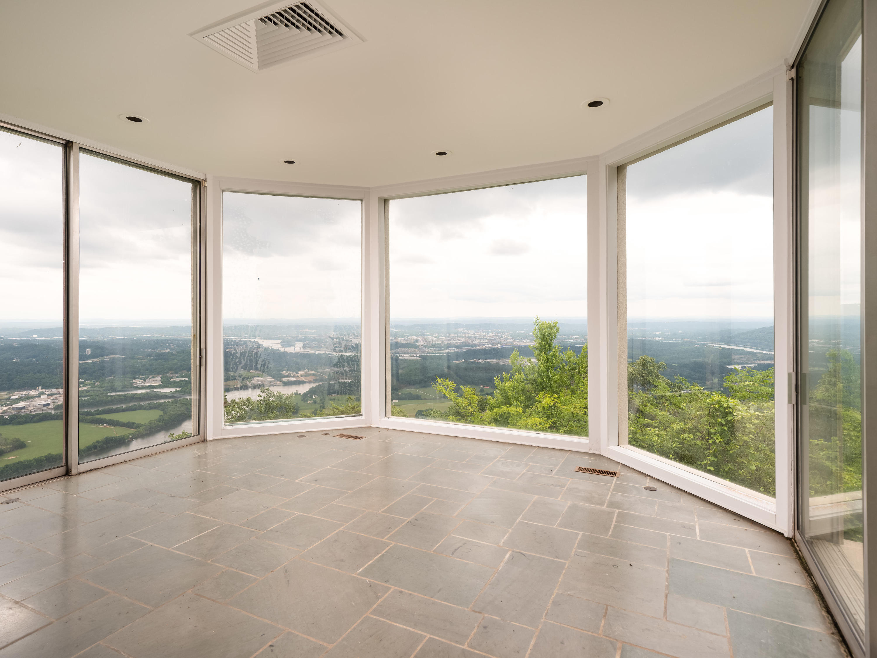 1132 Cumberland Road Chattanooga, TN 37419 - Photo 12 of 38 1132-cumberland-rd-37