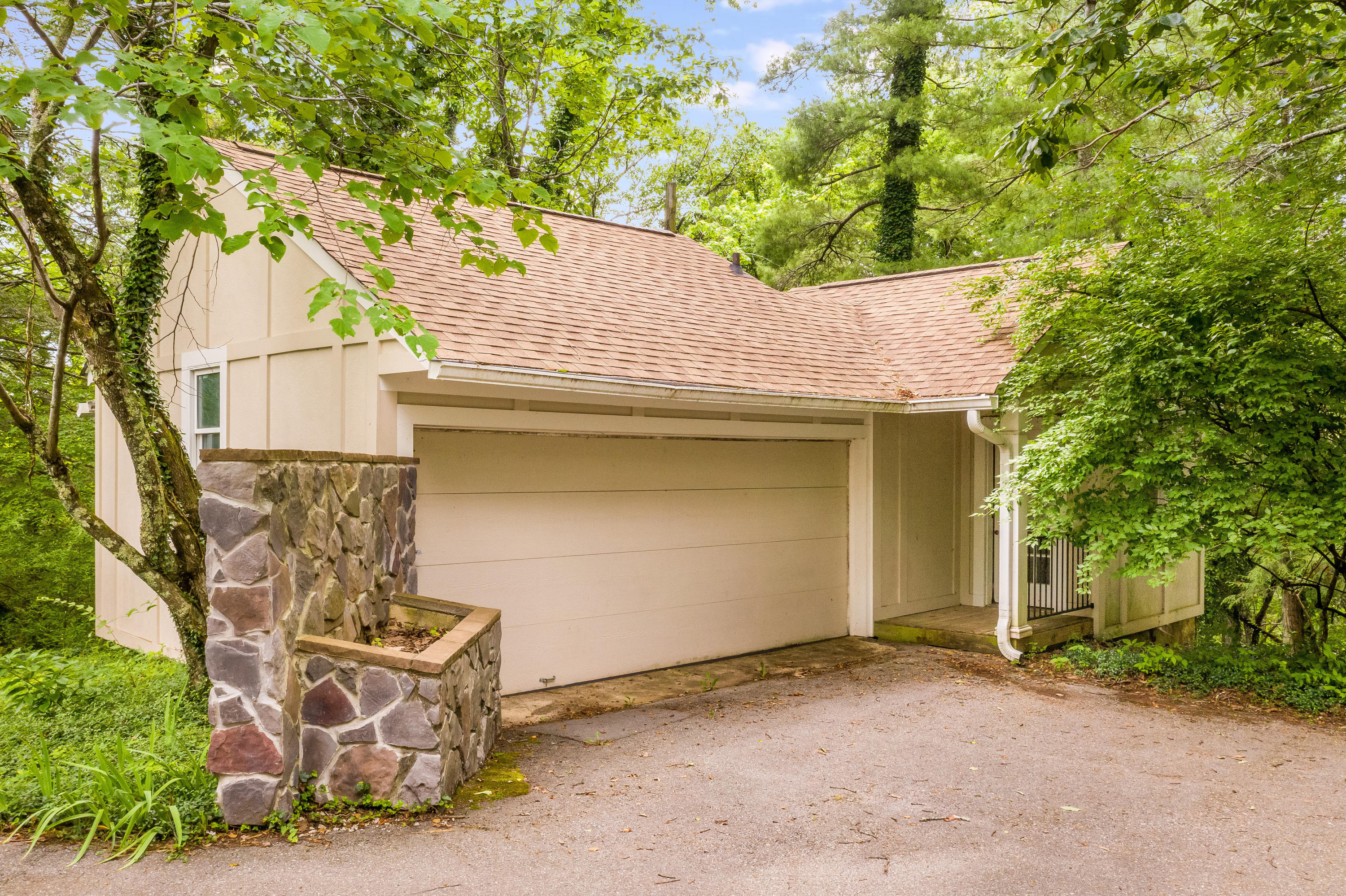 1132 Cumberland Road Chattanooga, TN 37419 - Photo 21 of 38 1132-cumberland-rd-15