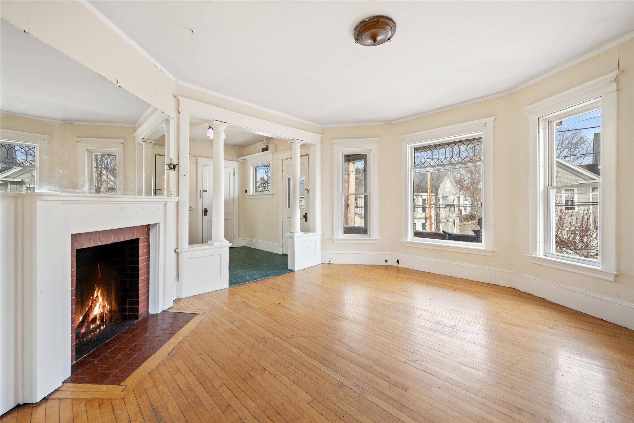 284 French Street Bangor, ME 04401 - Photo 6 of 23 08-Apt 1