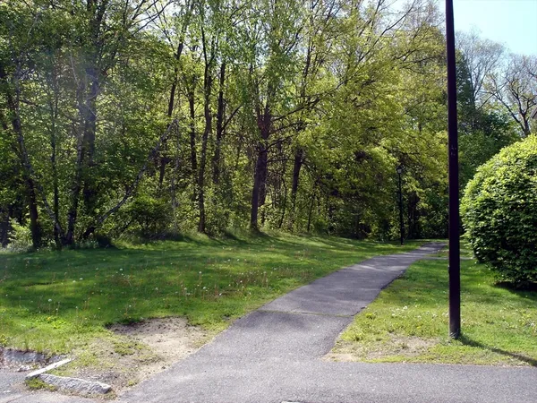 $275,000 | 170 East Hadley Road, Unit 52, Amherst, MA 01002