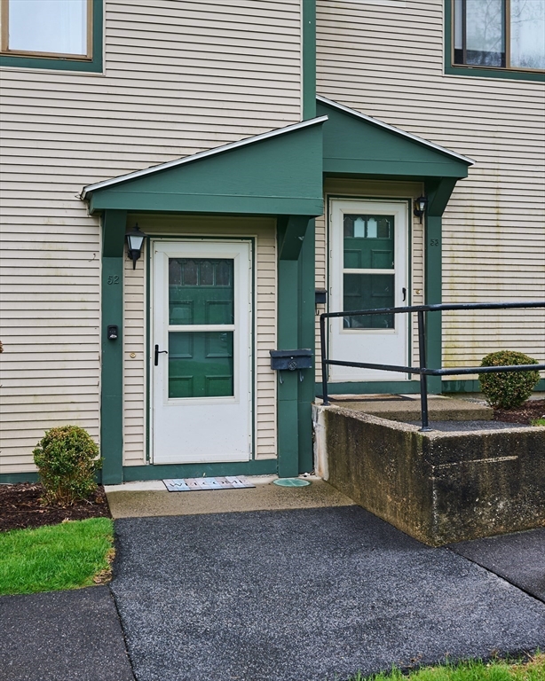 170 East Hadley Road, Unit 52 Amherst, MA 01002 - Photo 3 of 26