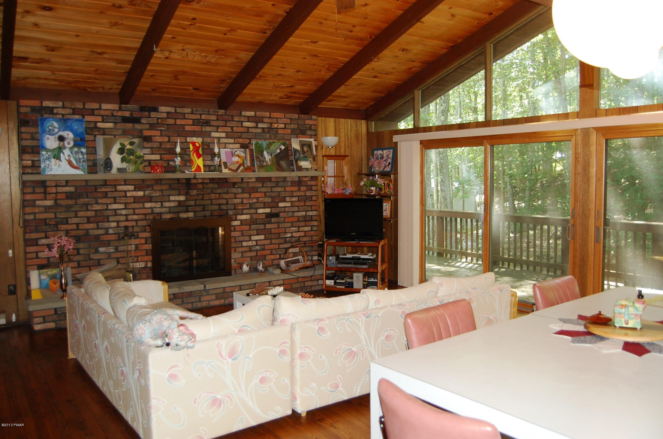 200 Rodeo Drive Hawley, PA 18428 - Photo 4 of 17
