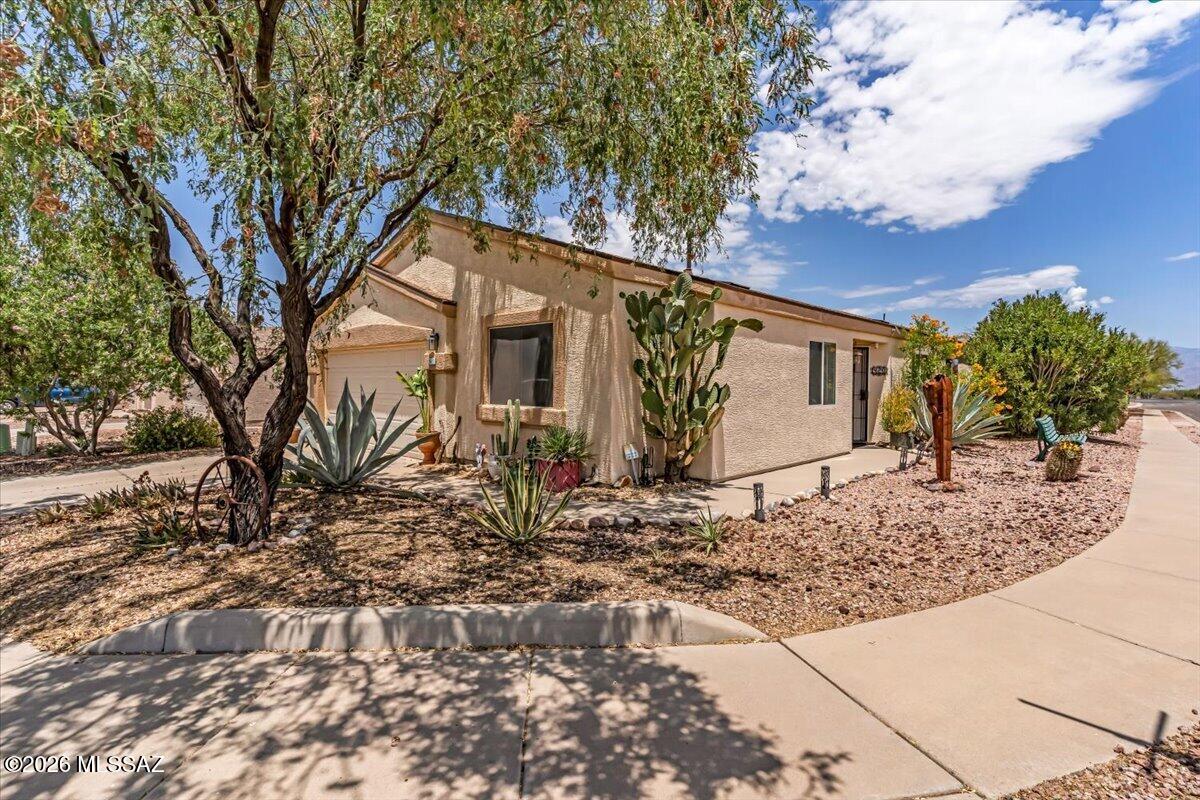 9491 East Bench Mark Loop Tucson, AZ 85747 - Photo 2 of 41