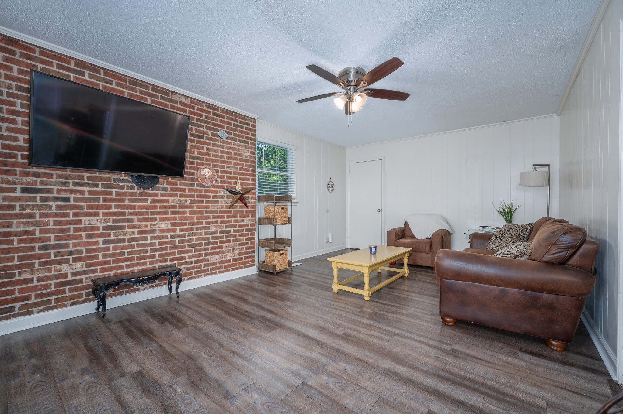 332 Old Dunbar Cave Road Clarksville, TN 37043 - Photo 7 of 25 Gallery Image 7