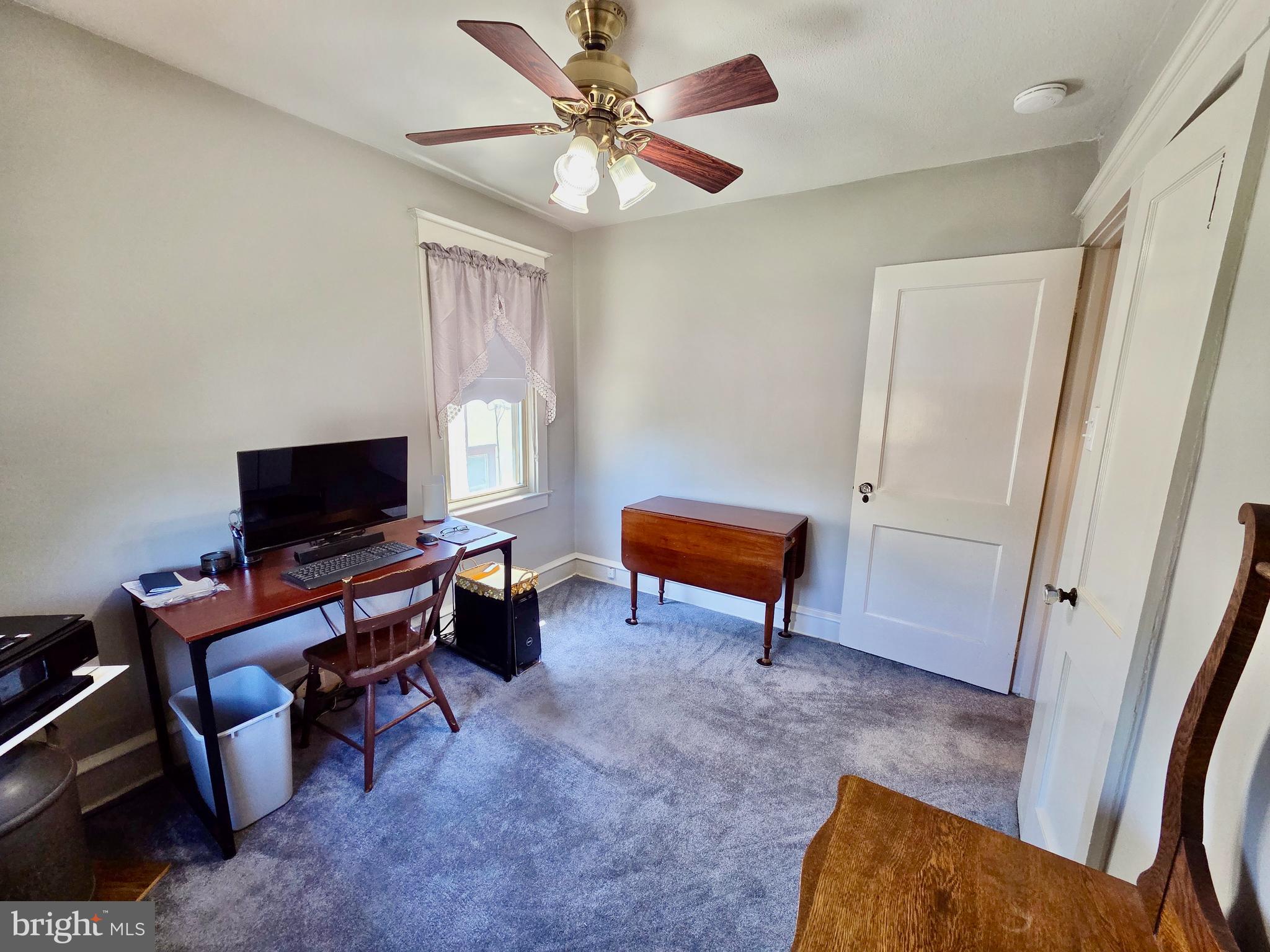 41 Wayne Avenue Springfield, PA 19064 - Photo 19 of 25 Bedroom 3 w ceiling fan