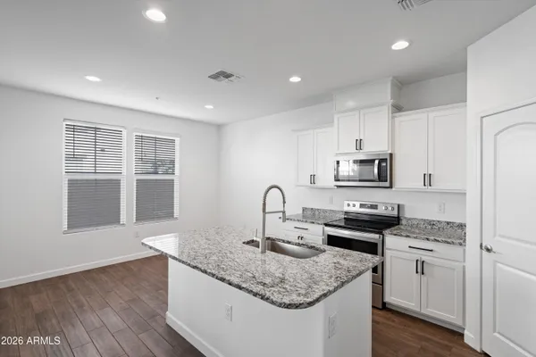 $430,000 | 1255 North Arizona Avenue, Unit 1134, Chandler, AZ 85225