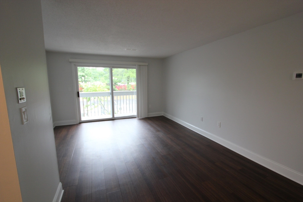 2008 Franklin Crossing Road, Unit 2008 Franklin, MA 02038 - Photo 9 of 35