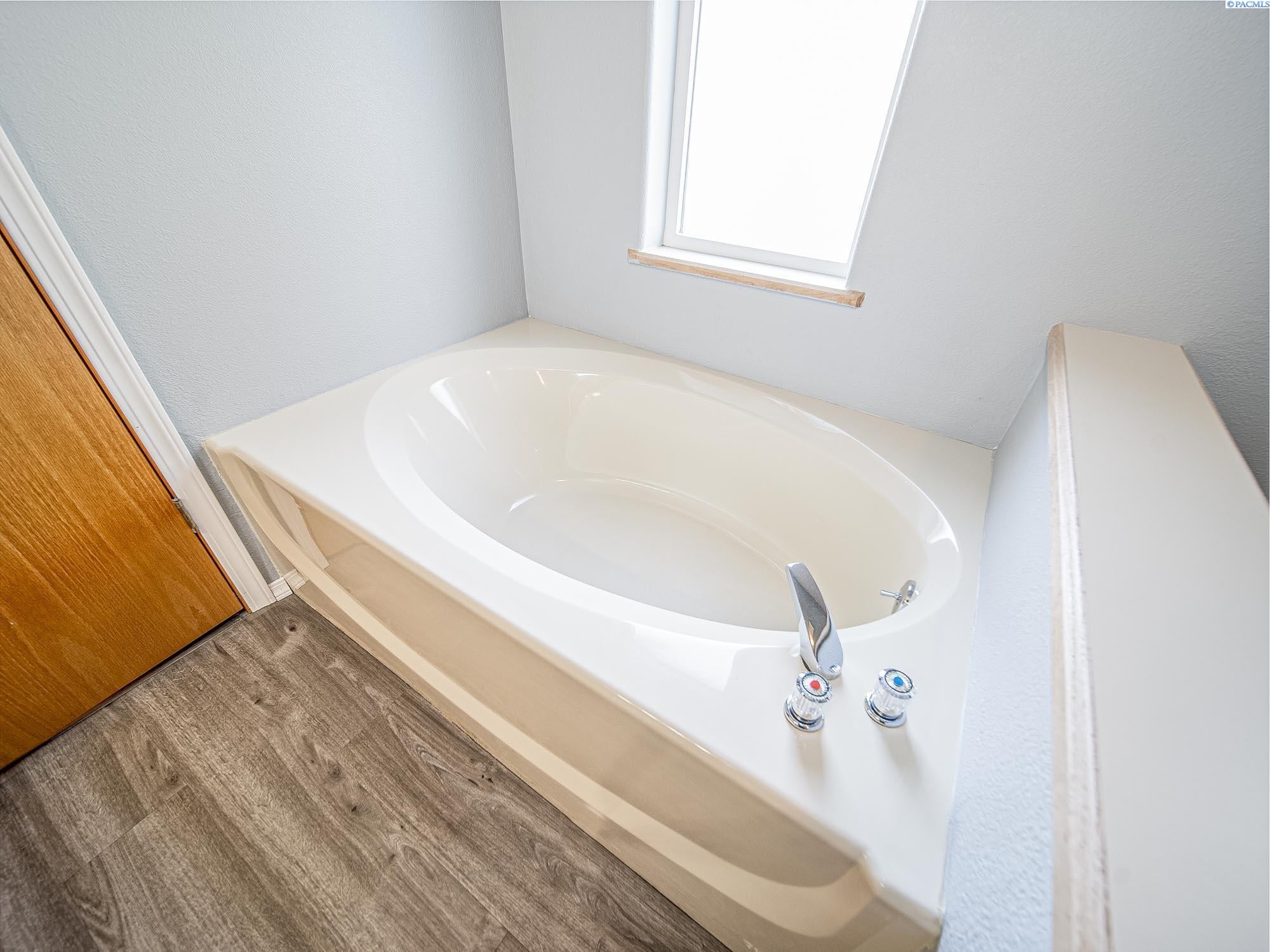 52706 North Evert Road Benton City, WA 99320 - Photo 24 of 50 Gallery Image 24