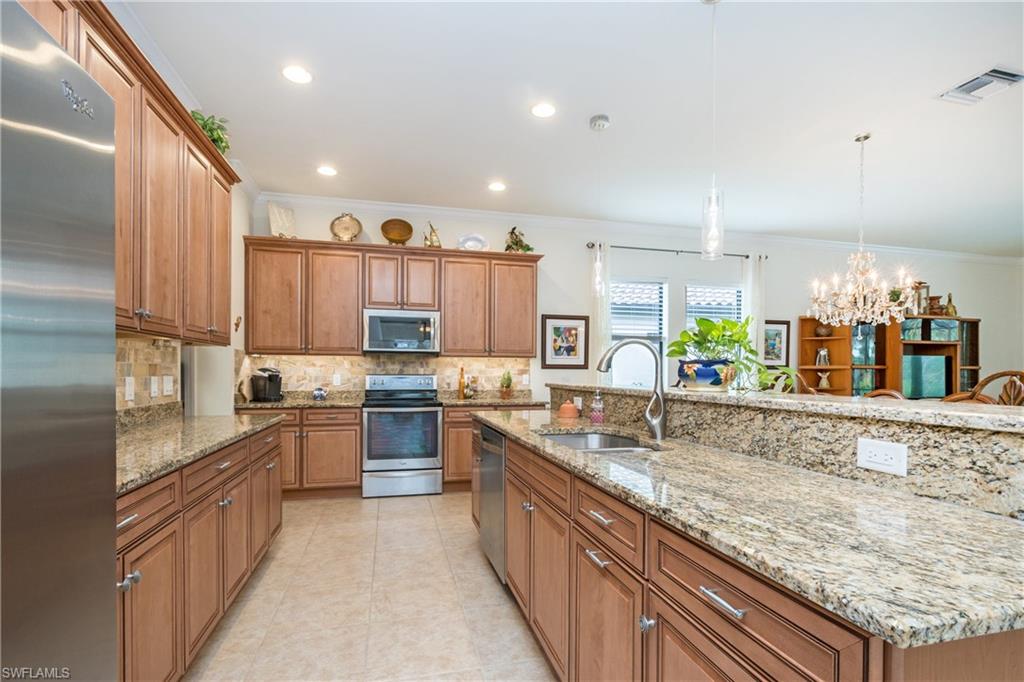 4155 Raffia Drive Naples, FL 34119 - Photo 7 of 25 Gallery Image 7