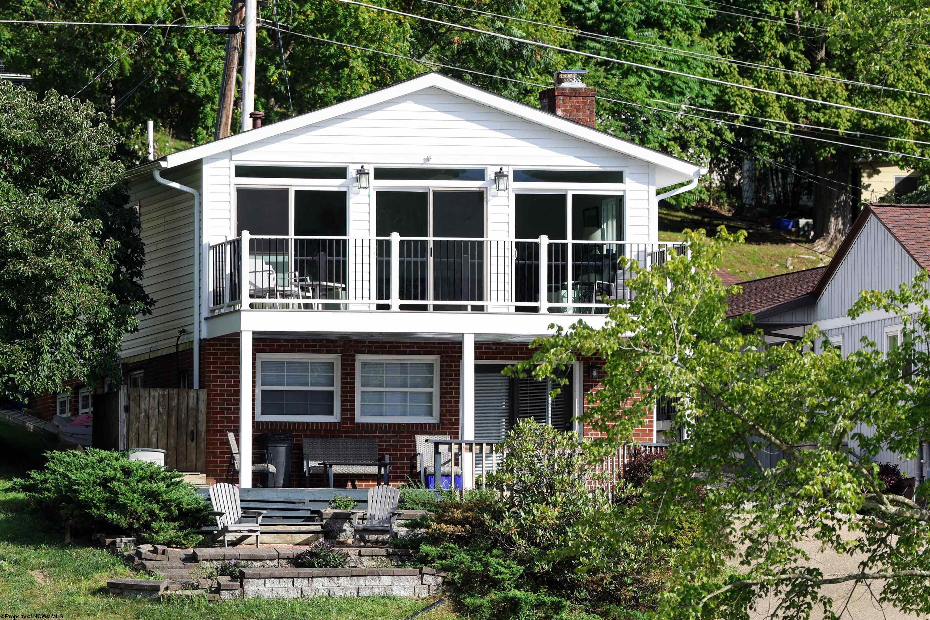 1094 Maple Lake Road Bridgeport, WV 26330 - Photo 3 of 43 Gallery Image 3