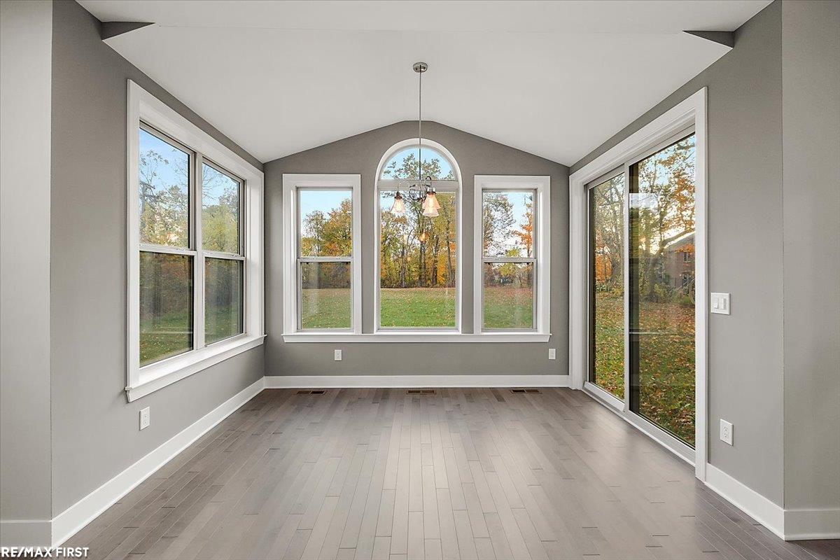 62042 Mound Road Washington, MI 48094 - Photo 22 of 73