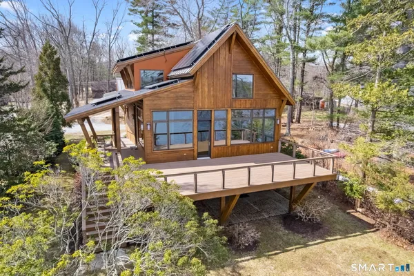 $990,000 | 152 Lakeside Drive, Lebanon, CT 06249